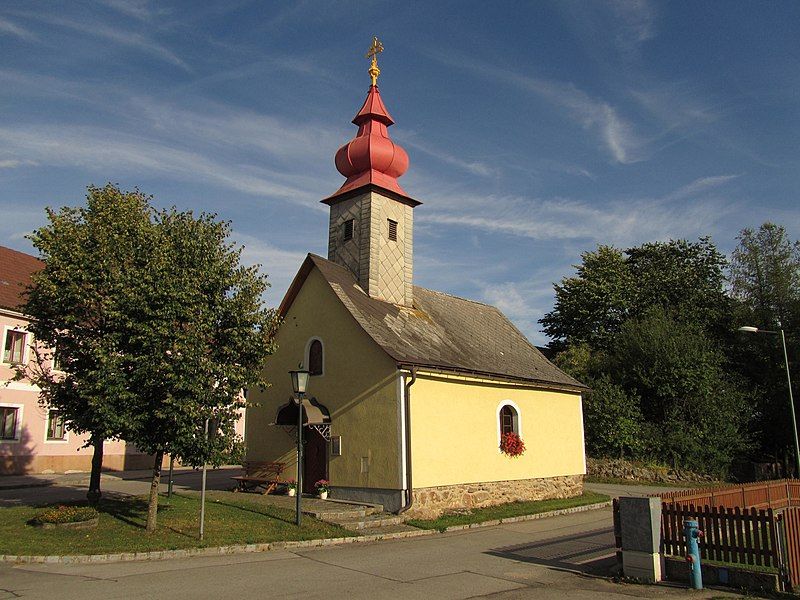 File:Ortskapelle Hollenstein.jpg