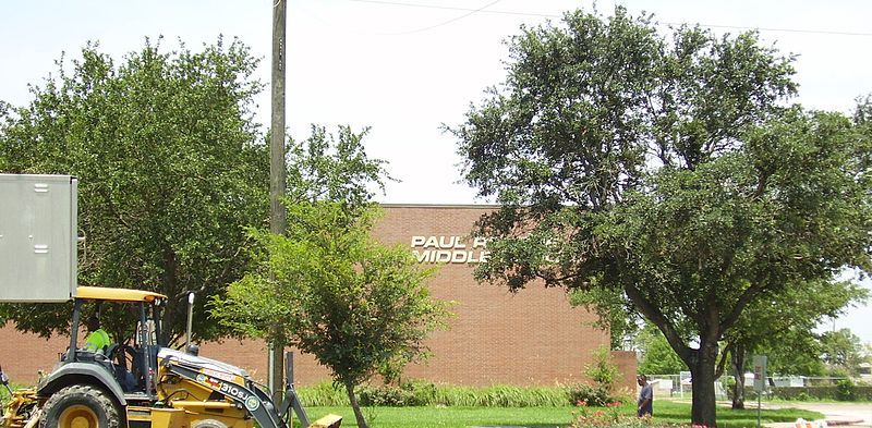 File:RevereMiddleSchoolHouston.JPG