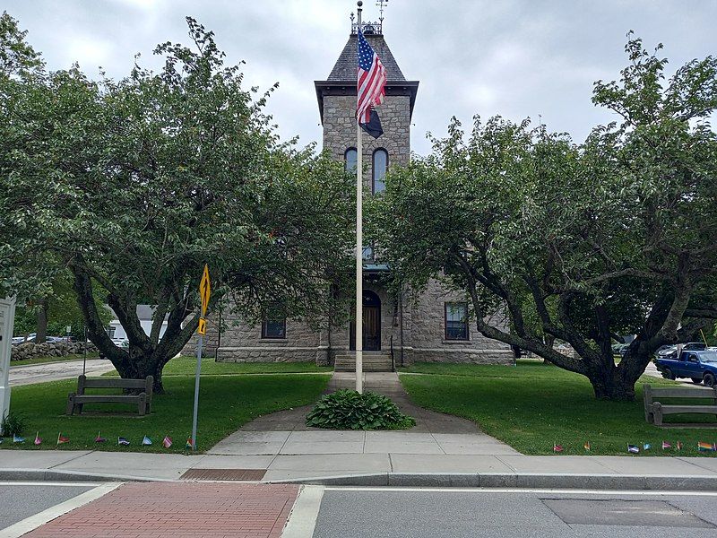 File:SK town hall.jpg