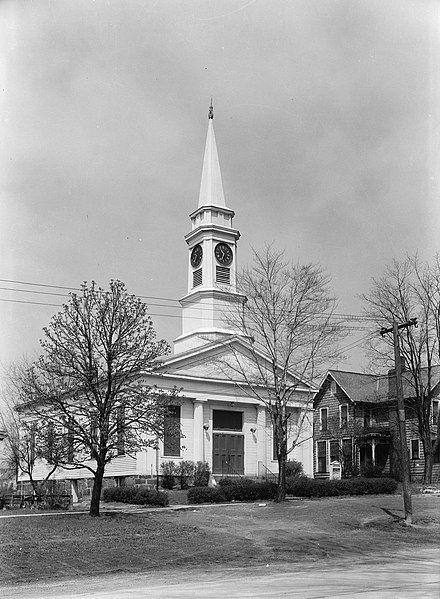 File:Twinsburg Congregational Church.jpg