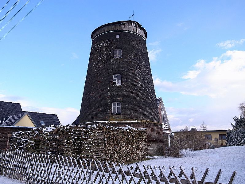 File:Wörlitz Windmühle.jpg