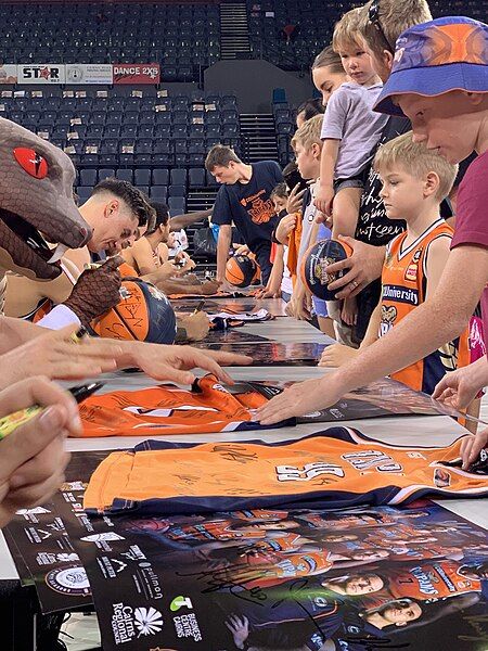 File:Cairns Taipans signing.jpg