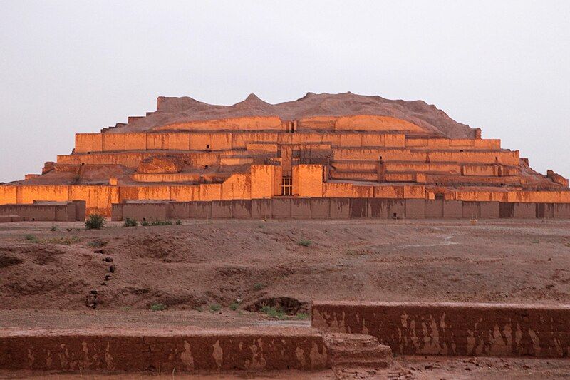 File:Choqa Zanbil 2.jpg