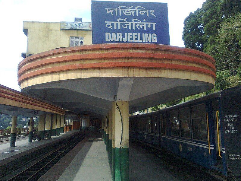 File:Darjeeling Railway Station.jpg