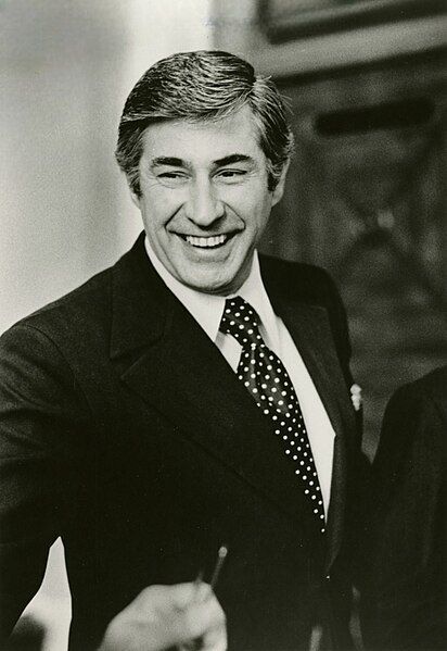 File:Mike Gravel 1980.jpg