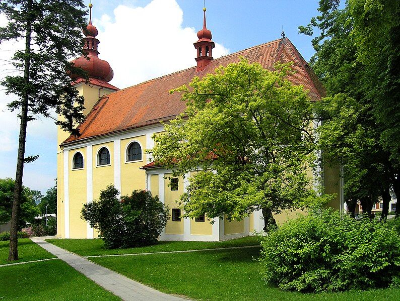 File:Morkovice-Slížany, church.jpg