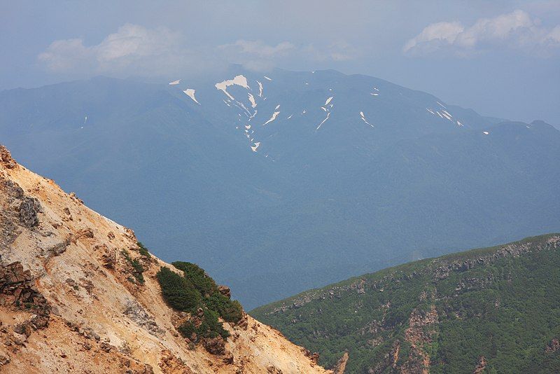 File:Mt Shiretoko.JPG