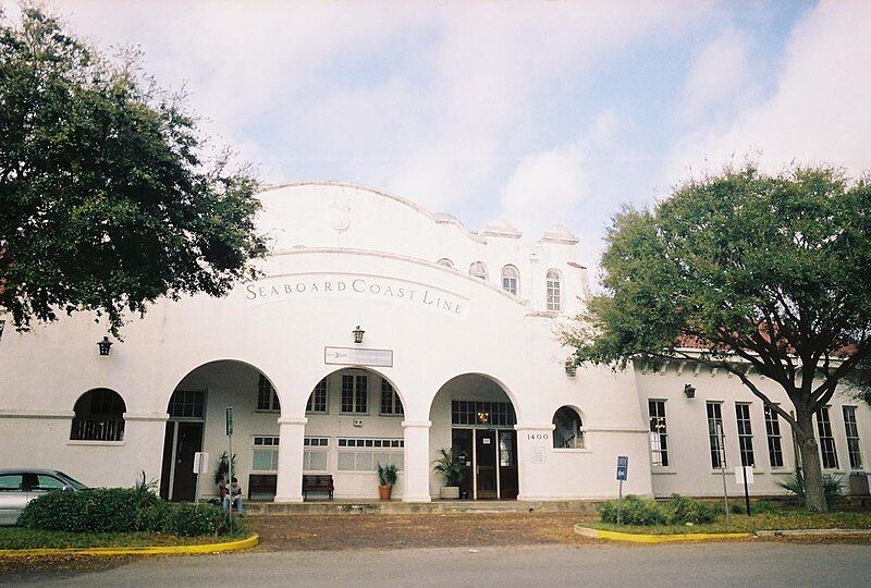 File:OrlandoFL (Amtrak Station).jpg