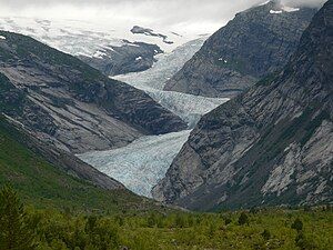 Jostedalsbreen from Breheimsenteret