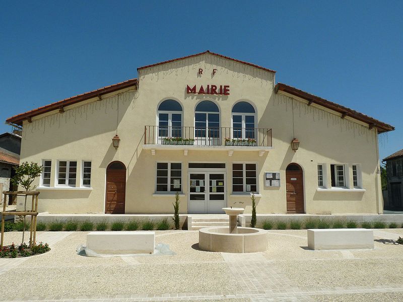 File:Parcoul mairie.JPG