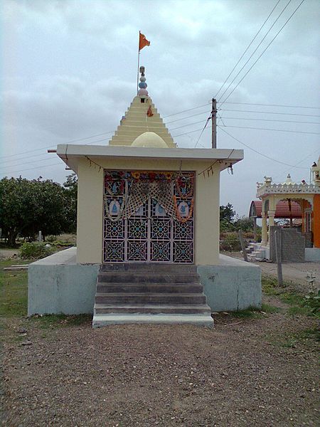 File:Shiv temple amrapur.jpg