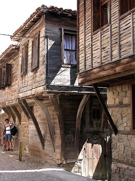 File:Sozopol-oldhouses.jpg