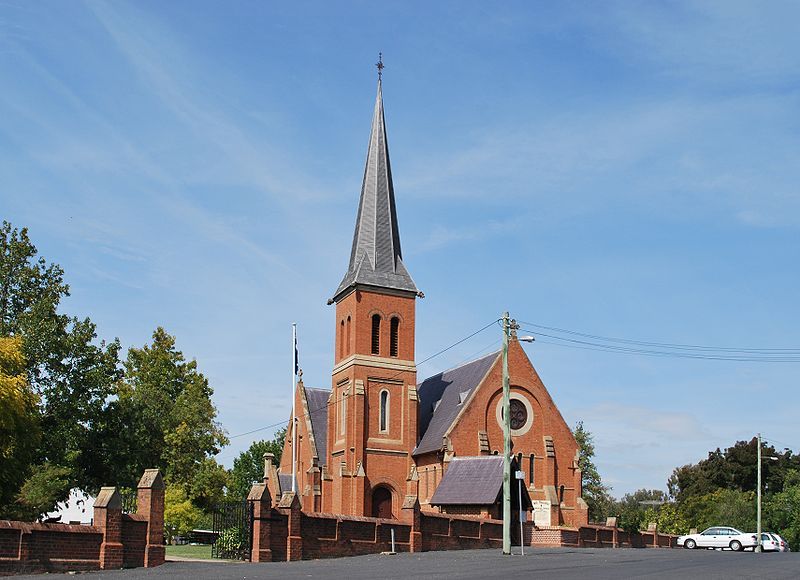 File:TumutAnglicanChurch.JPG