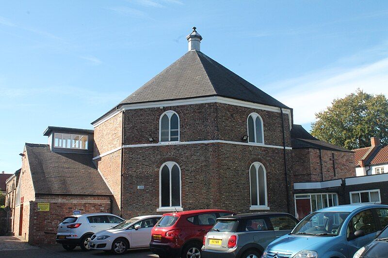 File:Yarm Methodist Church.jpg