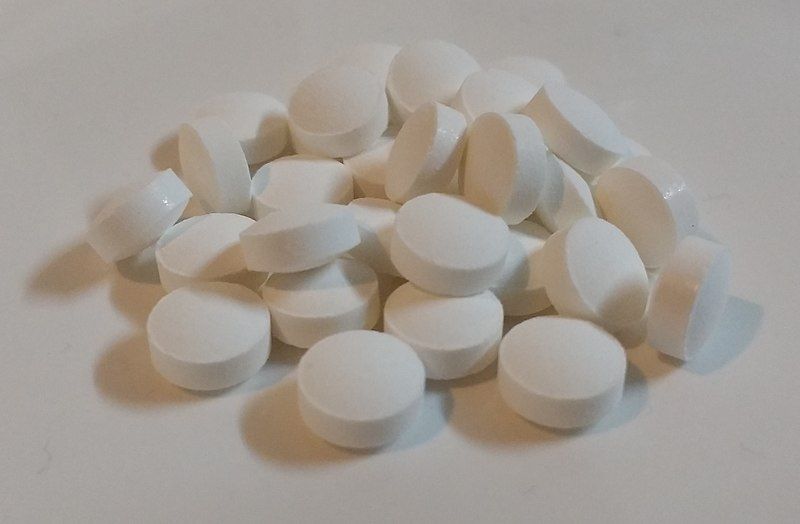 File:Zinc pills.jpg