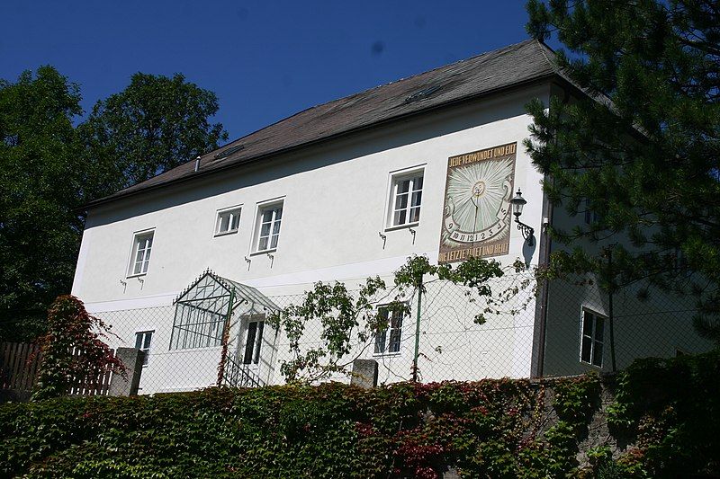 File:Altenmarkt Pfarrhof.jpg