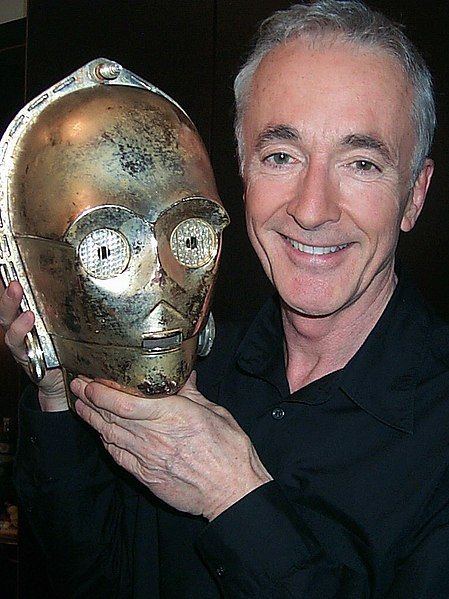 File:Anthony Daniels03 cropped.jpg