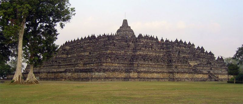 File:Borobudur-complete.jpg