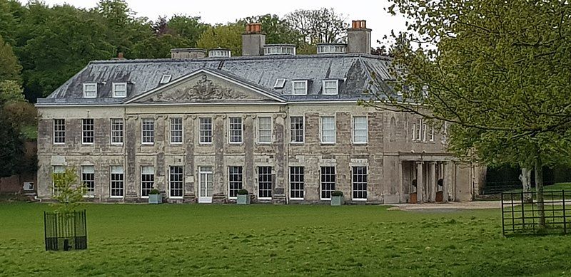 File:Charborough House.jpg