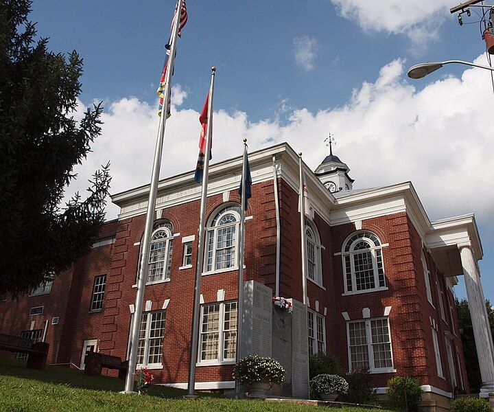 File:Dickenson County Courthouse.jpg