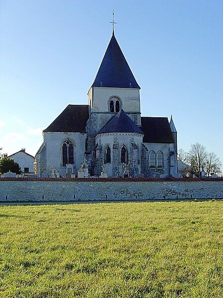 File:Eglise de Bannes.jpg