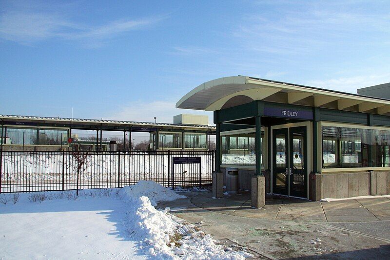 File:Fridley station.jpg