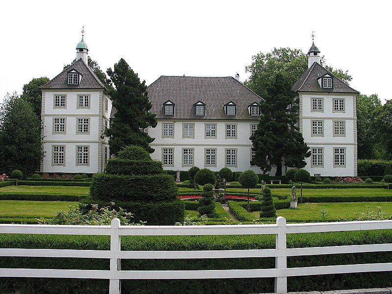 File:Gut Panker Herrenhaus.jpg