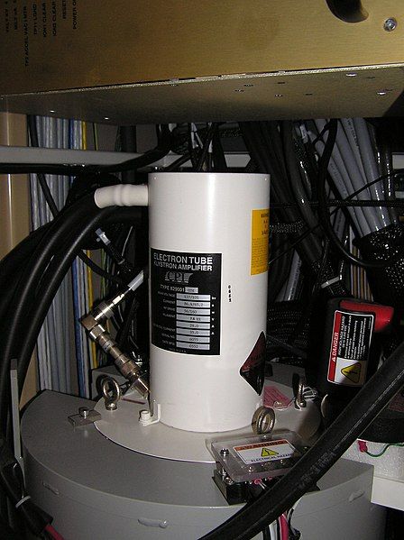 File:Klystron tube.jpg