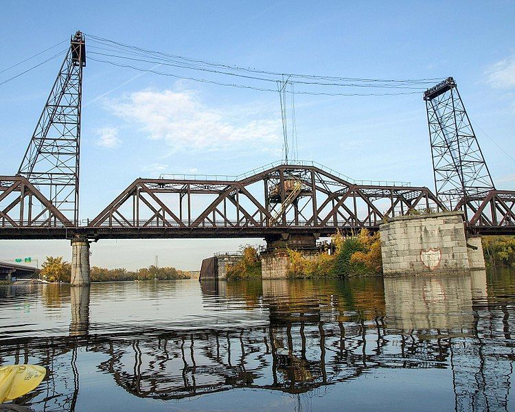 File:Livingston Bridge 20091020.jpg