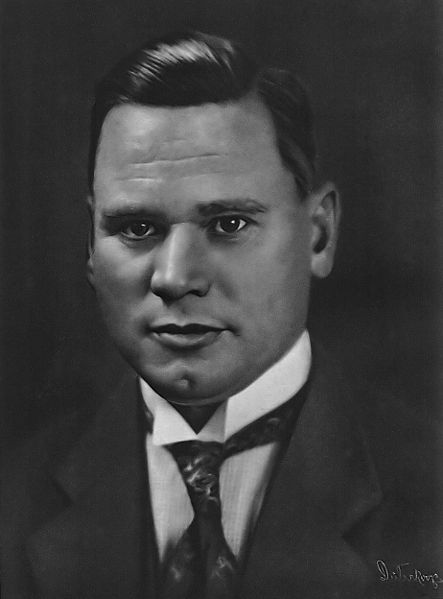 File:Max Brauer 1927.jpg