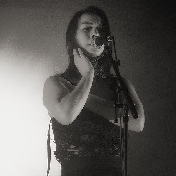 File:Mitski (45690628311) (cropped).jpg