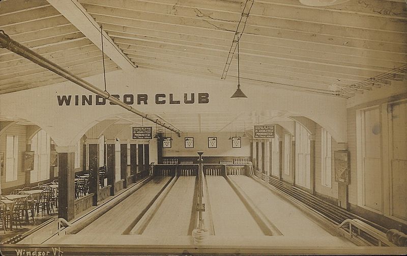 File:PostcardWindsorVTWindsorClubBowlingLanesCirca1910.jpg