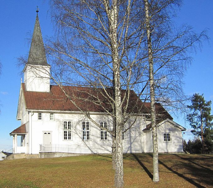 File:Rud kirke Modum.jpg