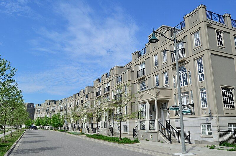 File:TownhousesDowntownMarkham.jpg