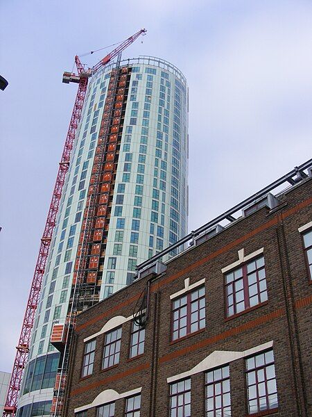 File:Vauxhall Sky Gardens.jpg