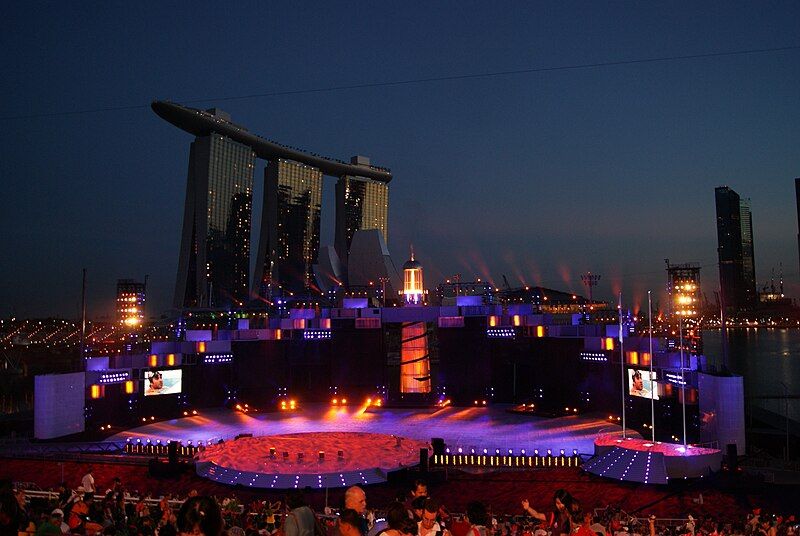 File:YOGClosingCeremony-Cauldron-Singapore-20100826-02.jpg