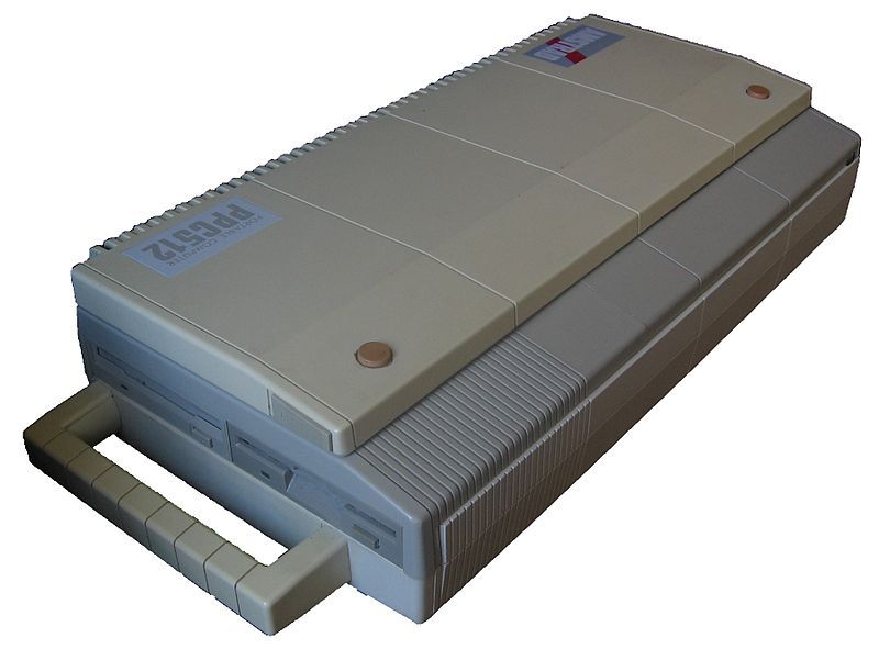 File:Amstrad PPC512 closed.jpg