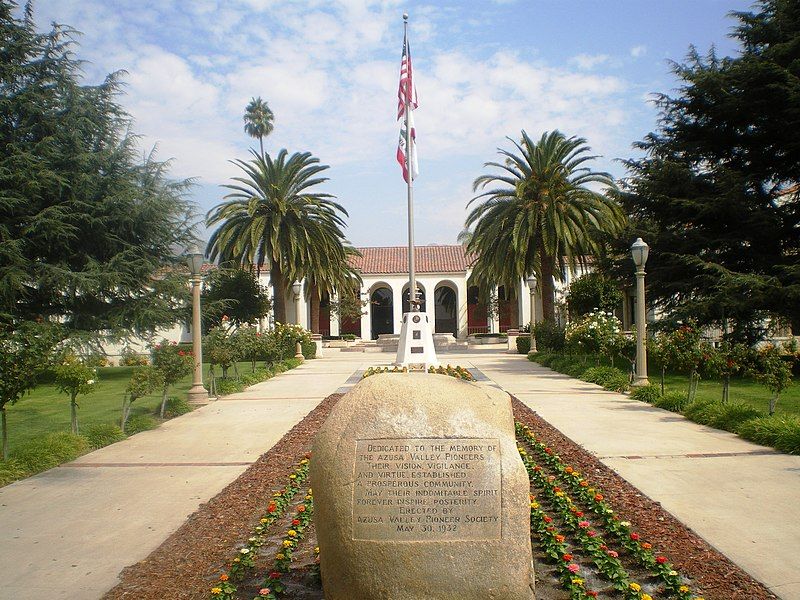 File:Azusa City Hall.jpg