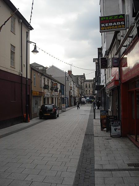 File:Caroline Street Cardiff.JPG