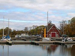 Small boat pier in Dreverna.