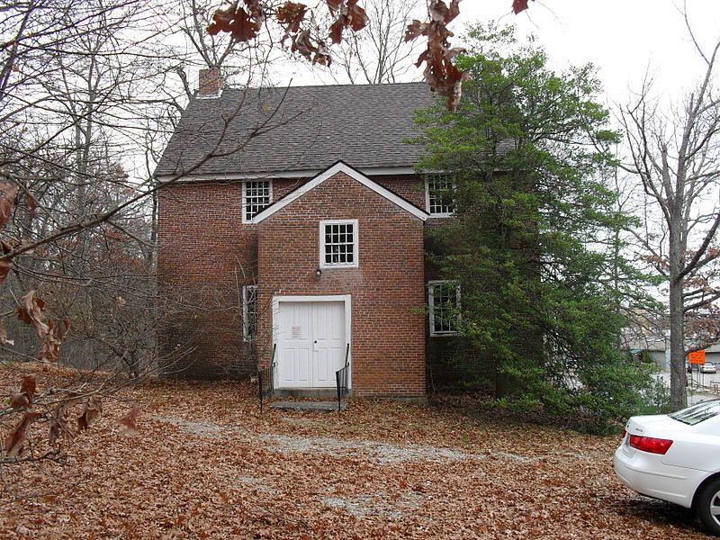 File:FreindsmeetinghouseUxbridgeMA 040.jpg