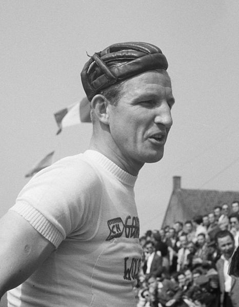 File:Gerrit Schulte 1952.jpg