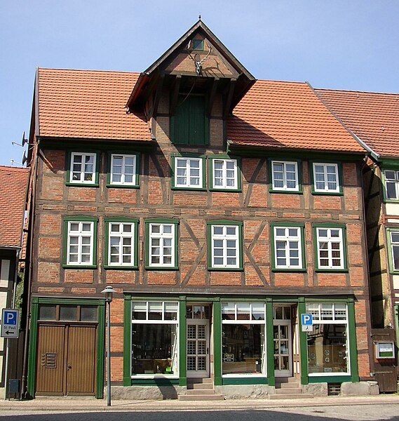 File:Grabow Zwerchhaus.jpg