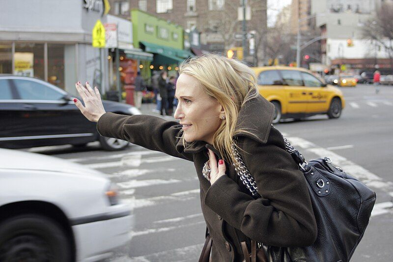 File:Hailing a cab.jpg