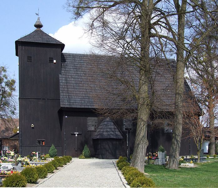 File:Holzkirche in Jamm.jpg