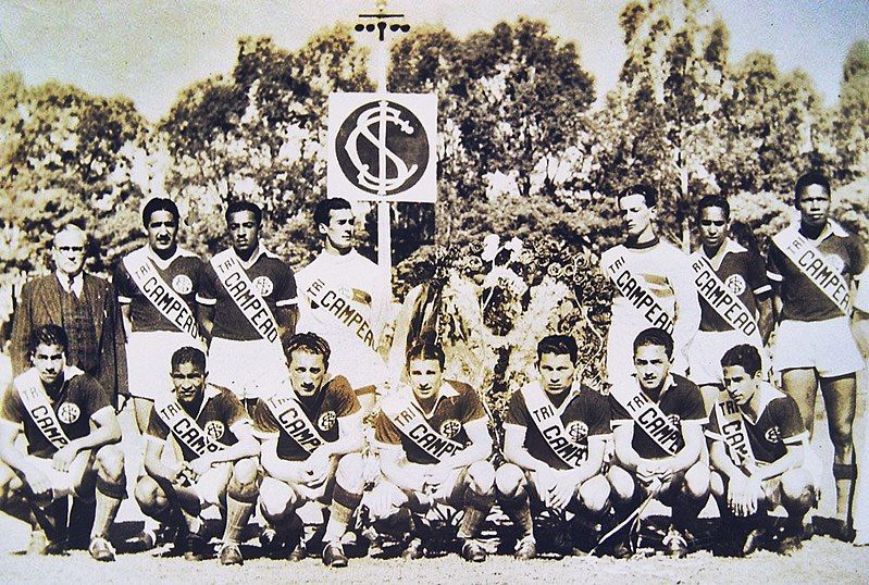 File:INTER 1942.jpg