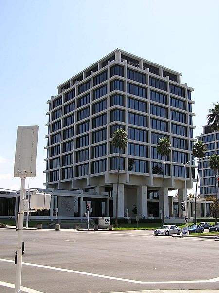 File:Irvine company hq.jpg