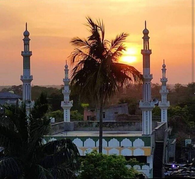 File:Jama Masjid Chandol.jpg