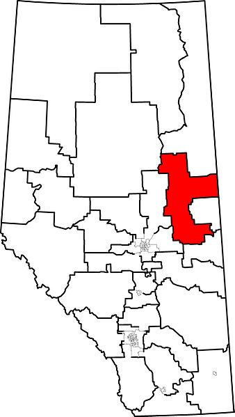 File:LacLaBicheStPaulTwoHills in Alberta.jpg