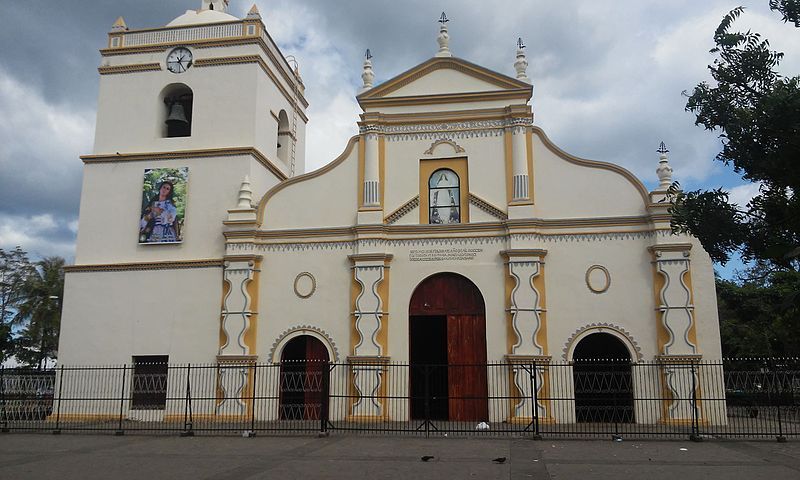 File:Masaya church.jpg